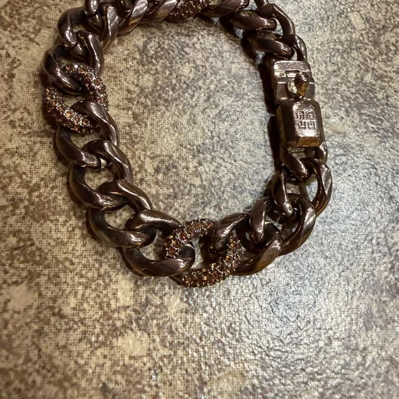 Vintage Givenchy 4G Cuban Link Bracelet Chunky Crystal Gunmetal Chain Unisex - Picture 4 of 13